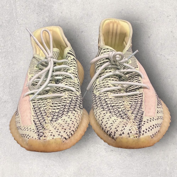 Size 10- Adidas Yeezy Boost 350 V2 Yeezreel Non-Reflective - Picture 2 of 6